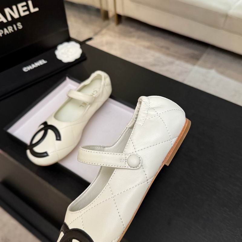 Chanel White Mary Jane Flats with White CC Detail
