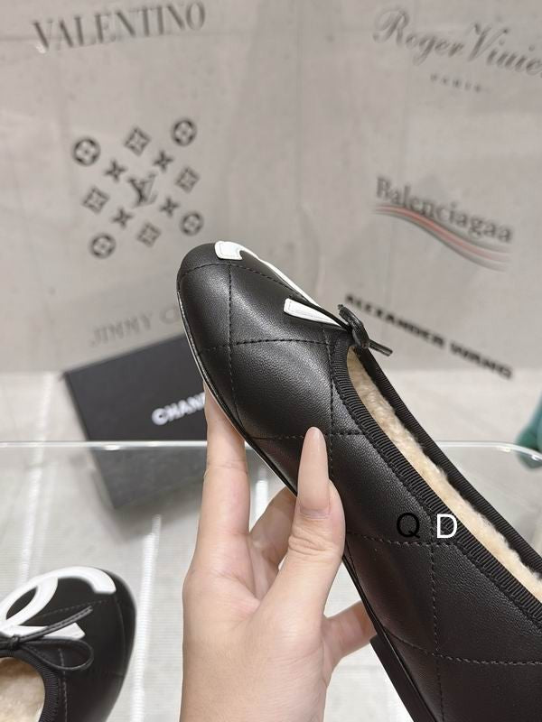 Chanel Black White Quilted Ballet Flats with Black CC Detail