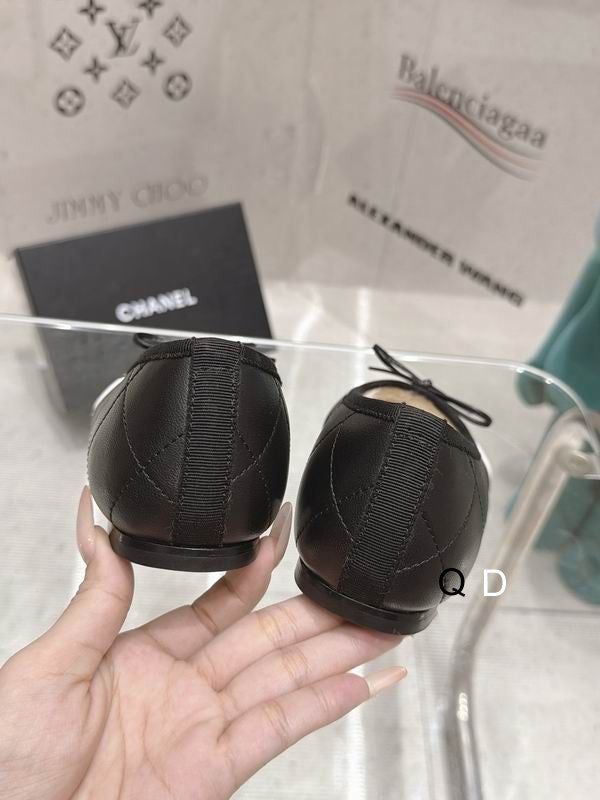 Chanel Black White Quilted Ballet Flats with Black CC Detail