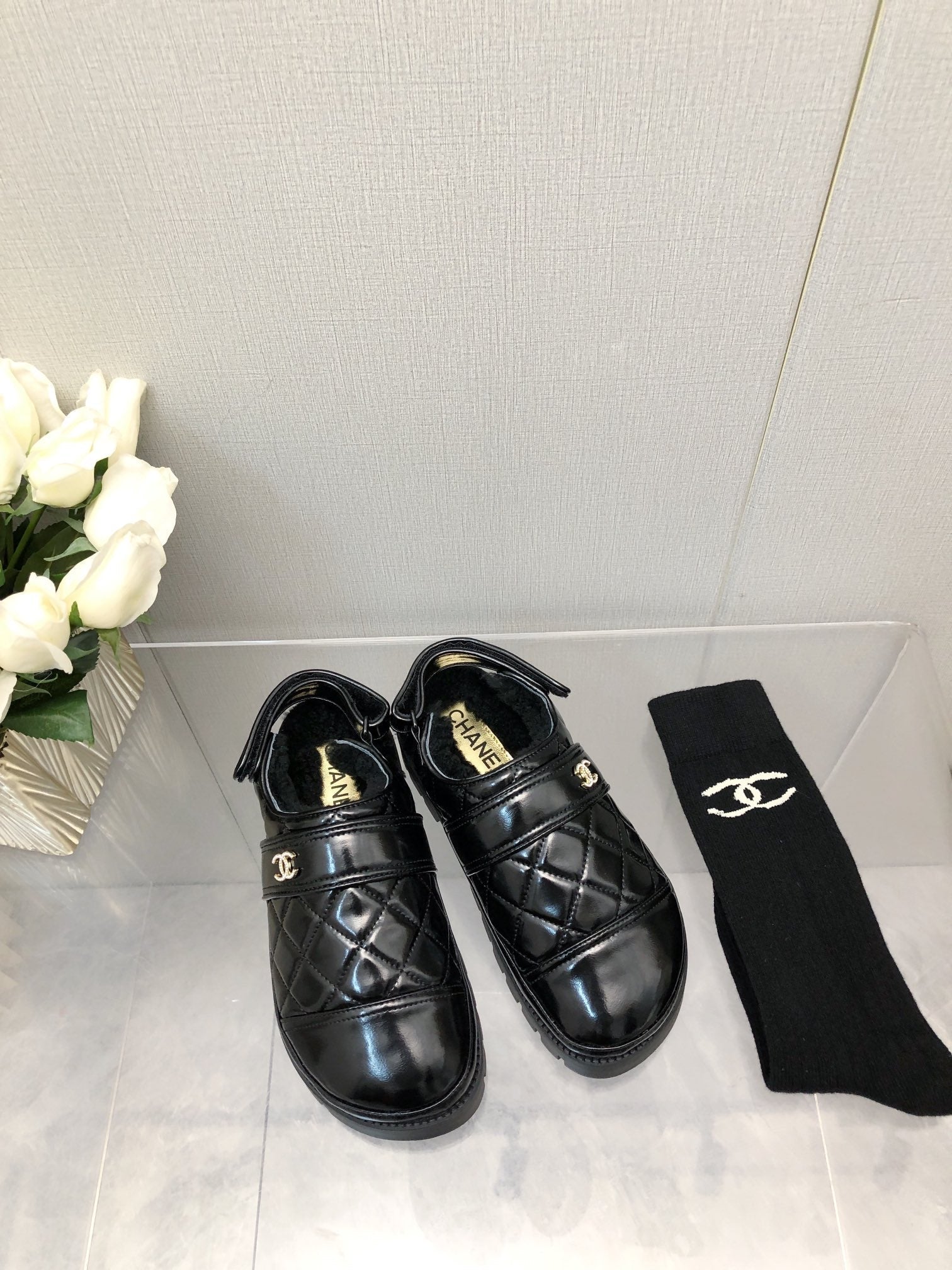 CHANEL CHUNKY PLATFORM SHEARLING SLIPPER BLACK LAMBSKIN